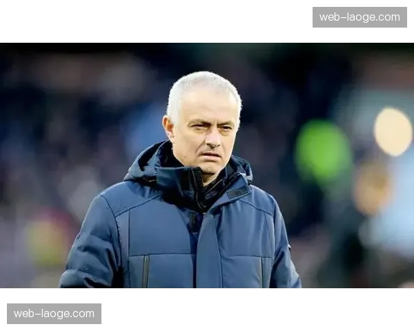 西蒙尼临场换人调整稳固防线 瑟洛特替补登场增强前场支点作用